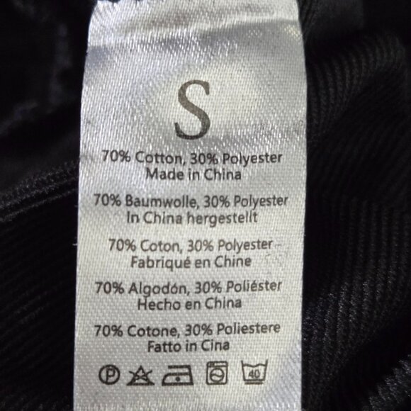 New Women’s Black Neck Zip-Up Loose Fit Casual Sweater – Size Small - Picture 4 of 5